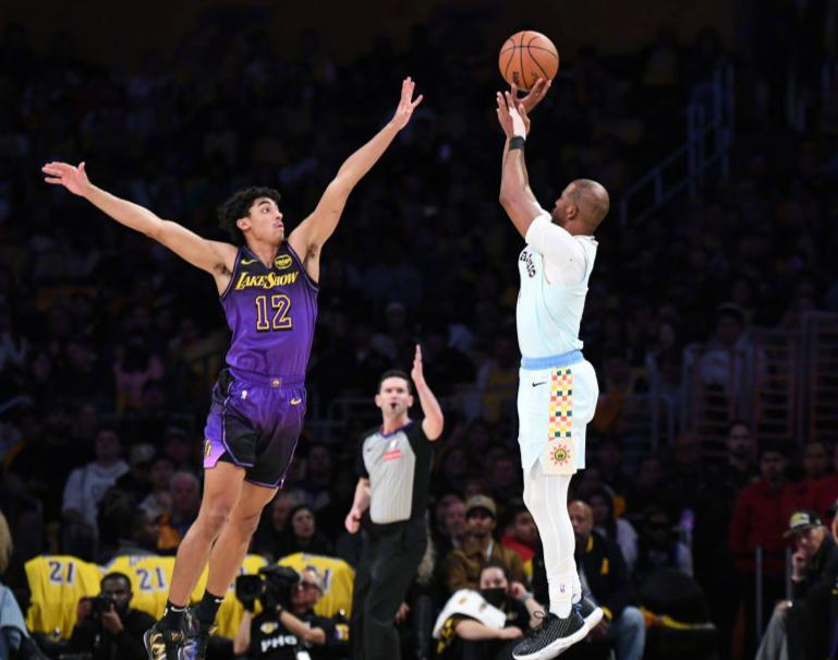 九游-关于Scout连续十五场比赛得分超过败北，湖人不断突破！的信息