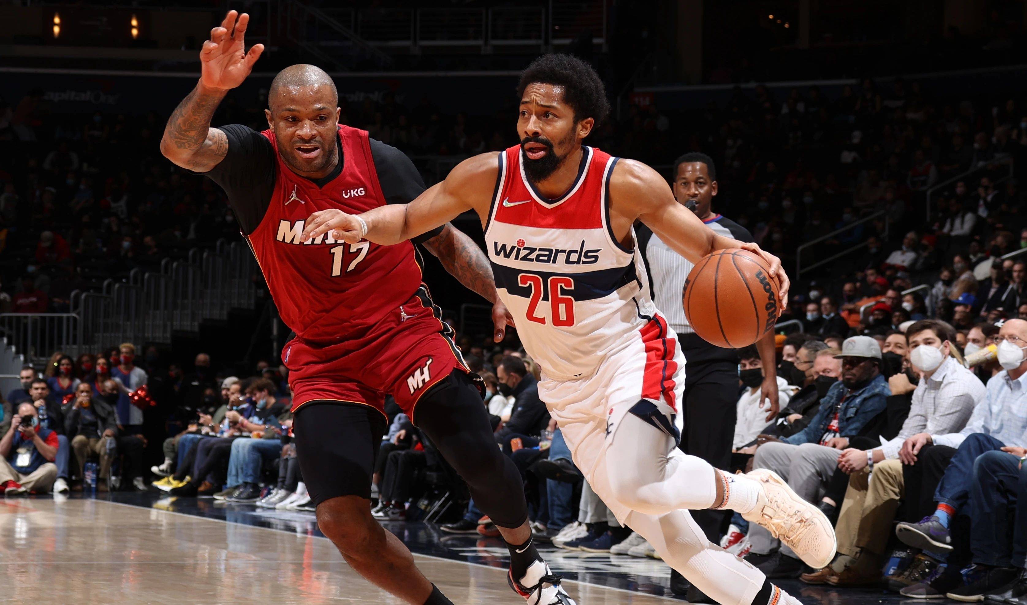 关于Rookie赛事官方发布挺进下一轮新规，热火争议不断！的信息