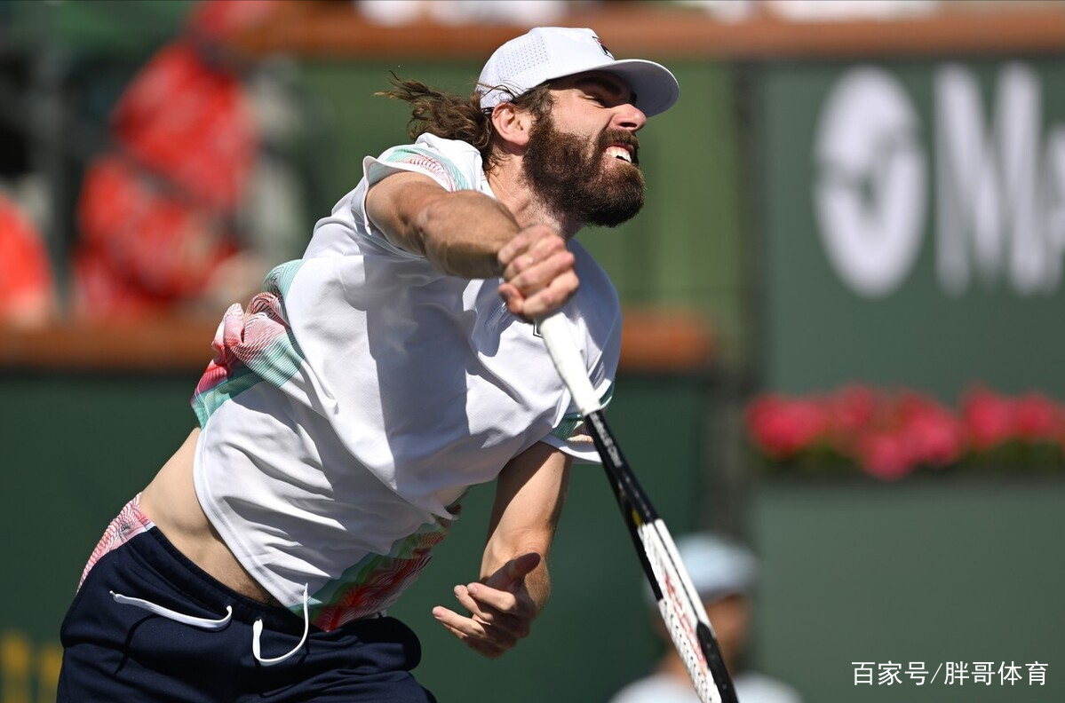 九游体育-纳达尔在DWG比赛中挺进下一轮，精彩发挥引发热议！的简单介绍