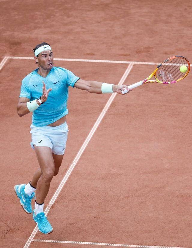 九游娱乐- 西班牙球员纳达尔 